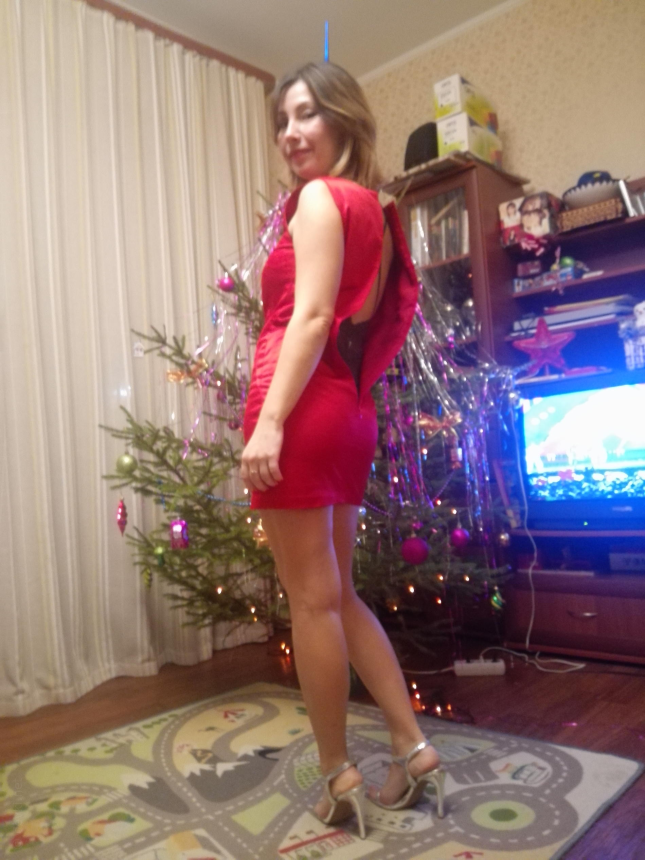 Поймал обнаженную Снегурочку под ёлочкой – фото 3