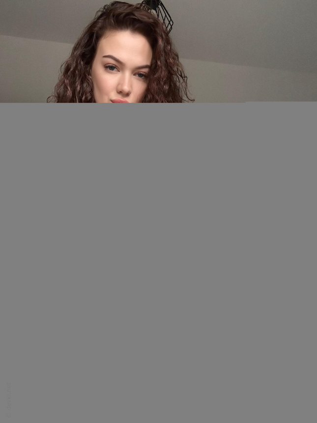 Сексуальная девушка показала свои привлекательные достоинства – фото 19