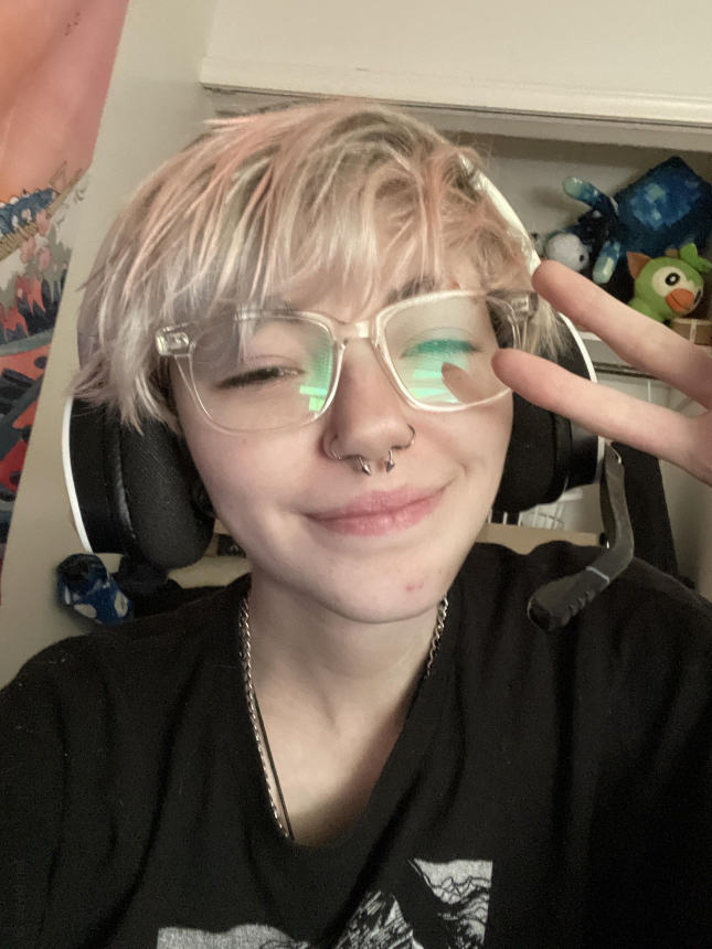 Молодая девушка с татуировками, частные интимные фотографии – фото 7