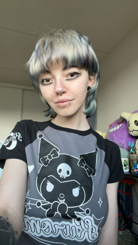 Молодая девушка с татуировками, частные интимные фотографии – фото 14