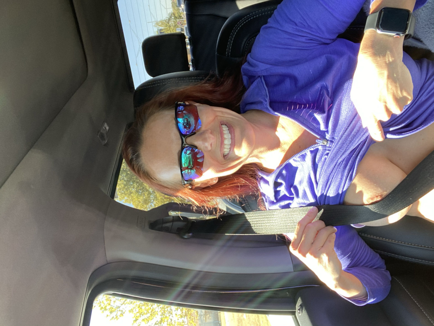 Мужик снимает голую милфу на порно фото в разных местах и в разное время – фото 48