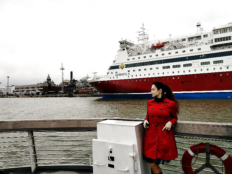 Пышная милфа показывает своё зрелое тело во всей красе – фото 12