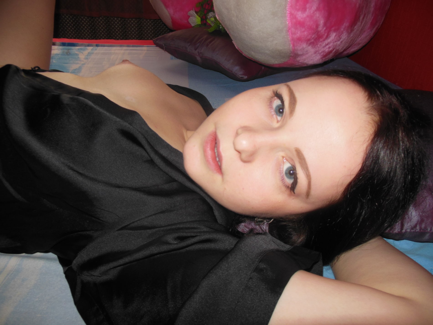 Шлюшка в массажном салоне и бильярдной — горячие фото – фото 14