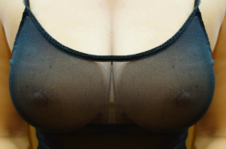 Прекрасные большие сиськи и сексуально красивое тело зрелой милфы – фото 47