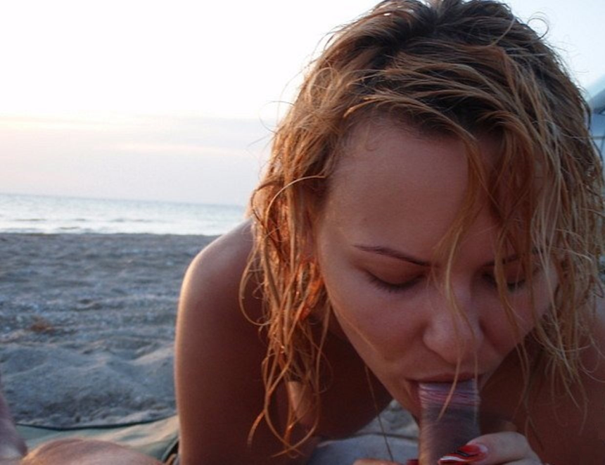 Ukrainian blonde: blowjob to her husband and erotic photos from the sea – photo 16