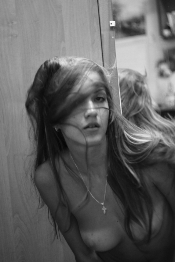 Молодая учительница сексуалка снялась прямо в классе и не только – фото 19