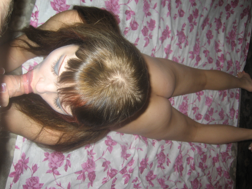 Любительское фото: использовал рот, ножки и вагину жены – фото 15