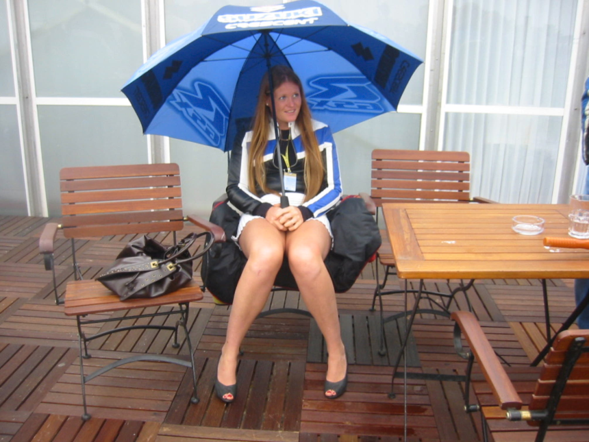 Рыжая зрелая баба трахается с мужиком с огромным хуем – фото 30